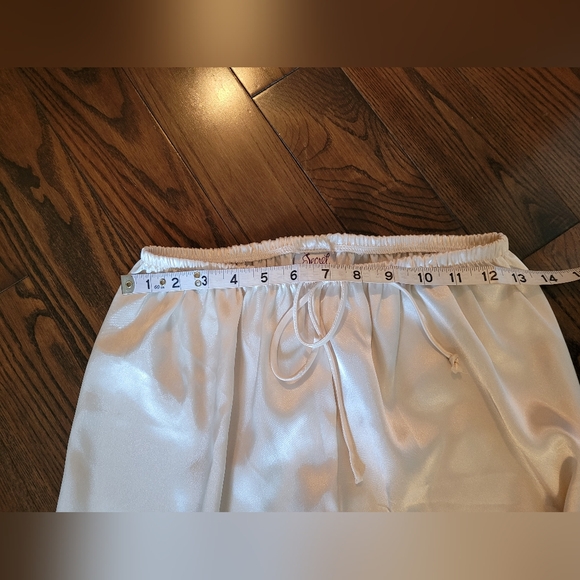 Satiny Cream Colour PJ Pants - Picture 7 of 9